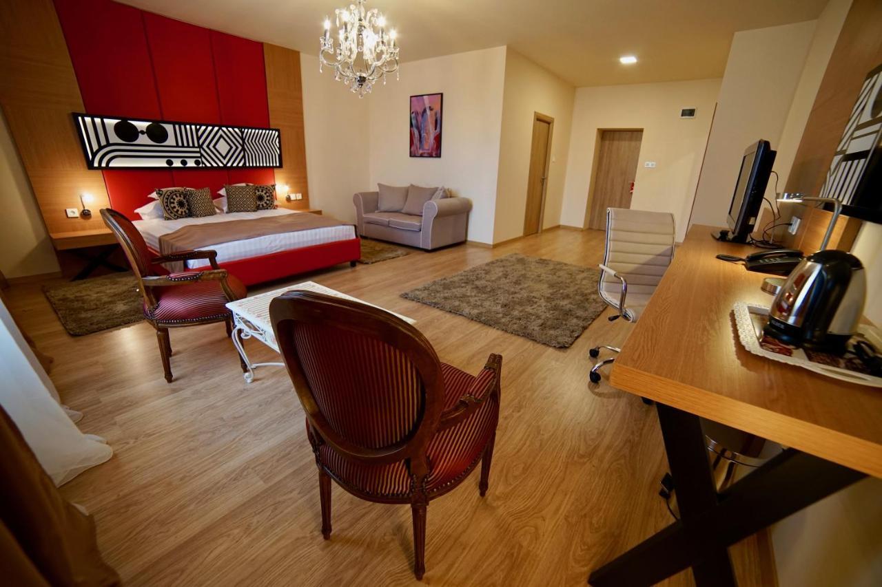 Astoria Hotel & Spa Hunedoara Eksteriør bilde